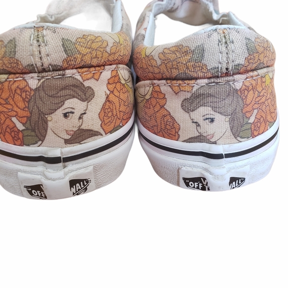 Kids Vans x Disney shoes. Size 3.0 - Picture 9 of 10